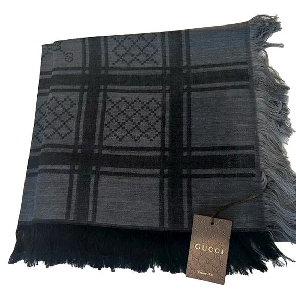 GUCCI Graphite Black Wool Silk Shawl Diamante GG Print Scarf Wrap 544615 NEW - Picture 6 of 12